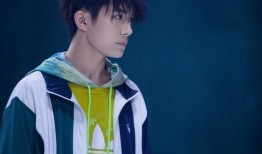 王俊凯易烊千玺娱乐爆料,揭秘偶像幕后故事